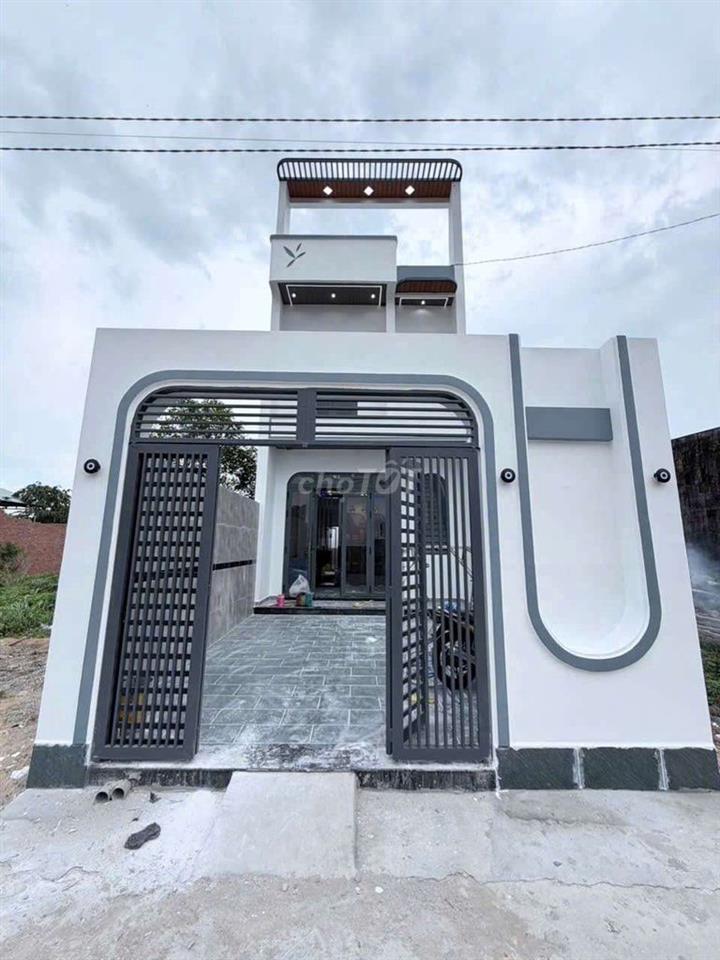 NHÀ HOÀN CÔNG CHỈ TỪ 1ty nhận nhà 
