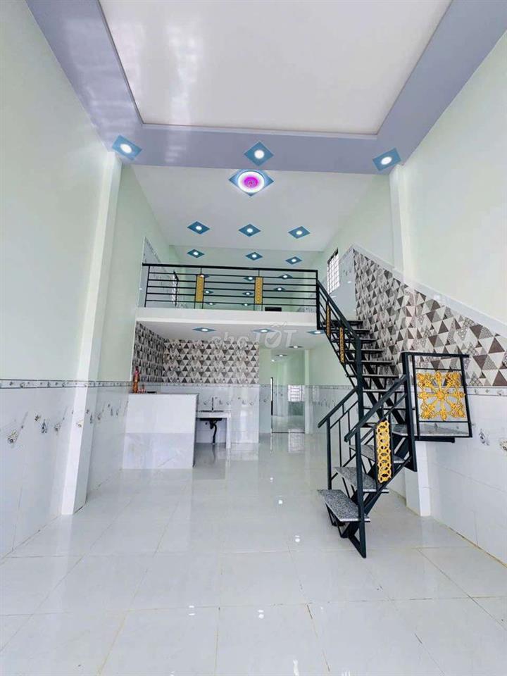 NHÀ NGAY UBX ĐỨC HOÀ ĐÔNG gần Binh chánh 
