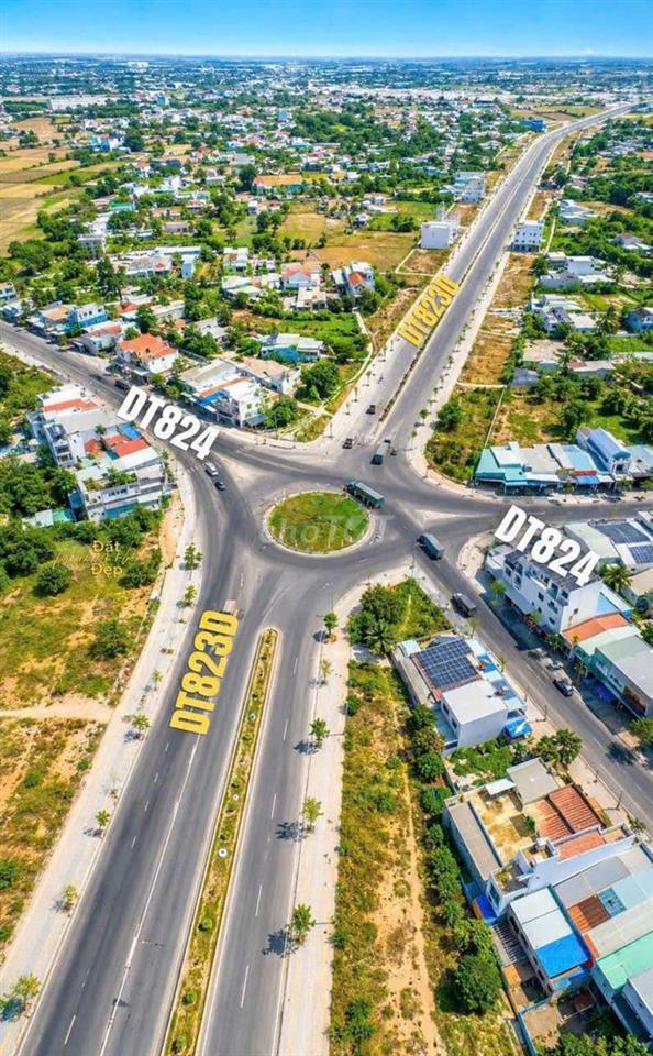 HÀNG F0 GIÁ RẺ. gần CÔNG VIÊN ĐỨC HOÀ , VỊ TRÍ ĐẸP SÁNG SỦA 