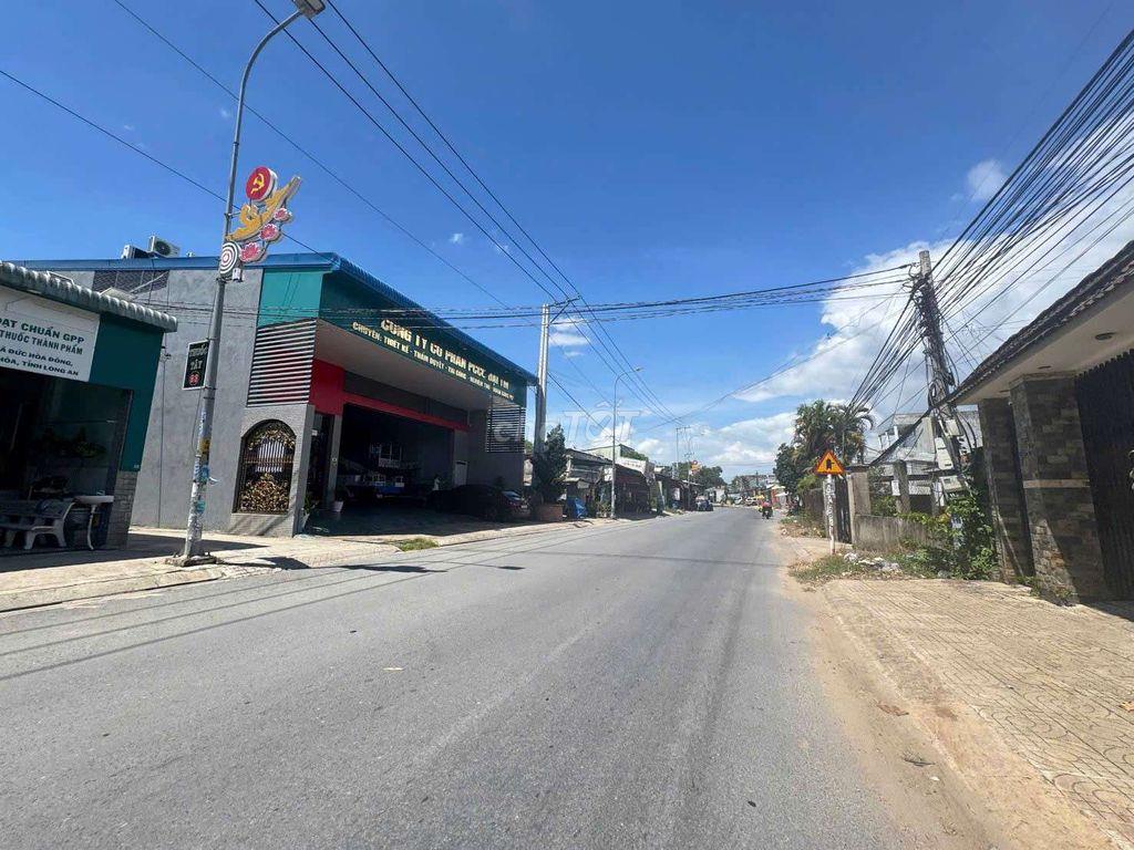 10x33 bê tông ĐỨC HOÀ ĐÔNG xây trọ 
