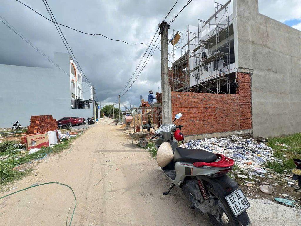 Đât XÂY TRỌ XÂY NHÀ ngay KCN TÂN ĐỨC