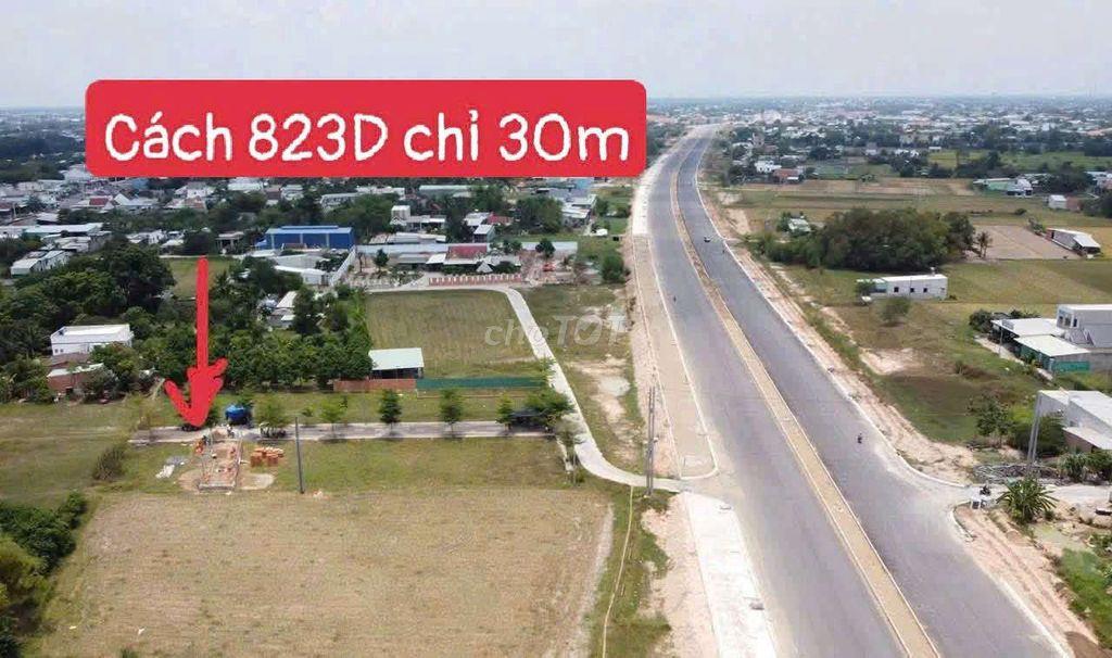 ĐƯỜNG NHỰA ĐỨC HOÀ ĐÔNG 1ty030 BÁN GẤP 10mét