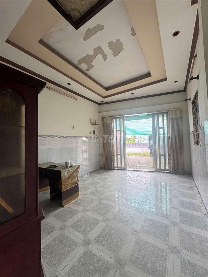 MẶT TIEN TL824 NHÀ MĂT TIỀN ĐỐI DIÊN KCN TÂN ĐỨC