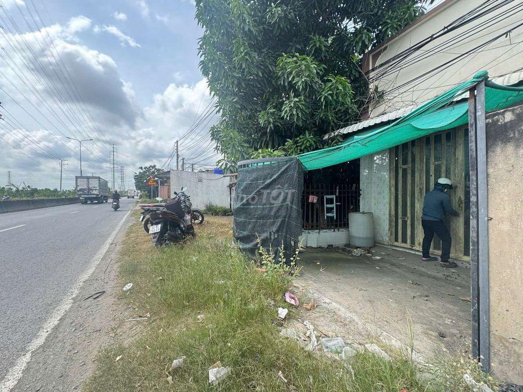 MẶT TIEN TL824 NHÀ MĂT TIỀN ĐỐI DIÊN KCN TÂN ĐỨC