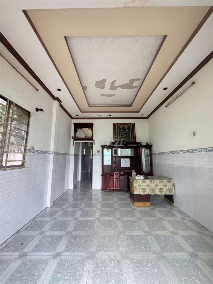 MẶT TIEN TL824 NHÀ MĂT TIỀN ĐỐI DIÊN KCN TÂN ĐỨC