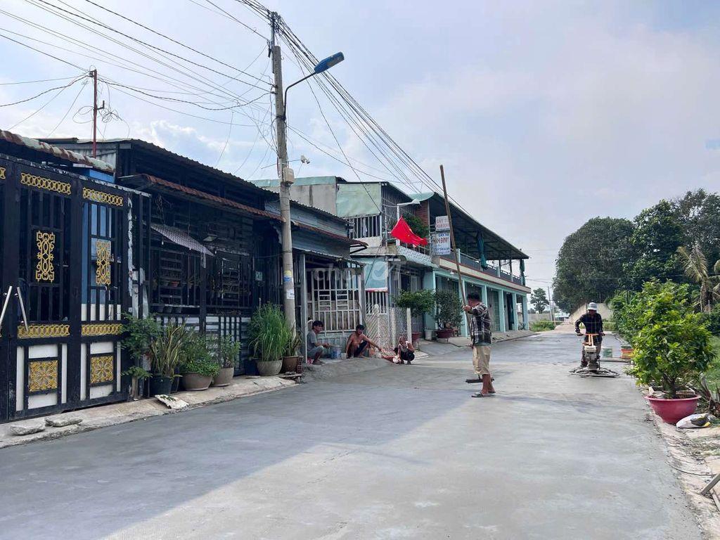 NHÀ NGAY CÔG VIÊN VÕ VĂN TẦN 1ty550 
