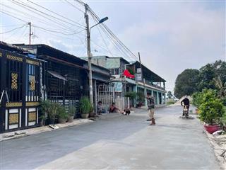 NHÀ NGAY CÔG VIÊN VÕ VĂN TẦN 1ty550 