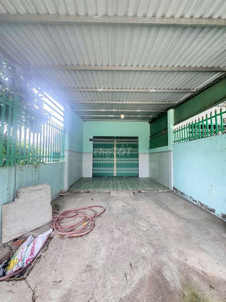 NHÀ RẺ 1ty350 GẦN TRUNG TÂM ĐỨC HOÀ