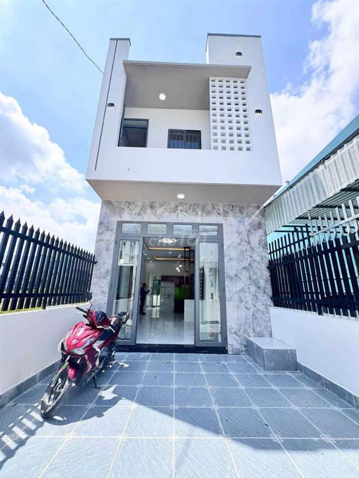 NHÀ HOÀN CÔNG 1Ty8 TRỌN GÓI GIẤY TỜ 