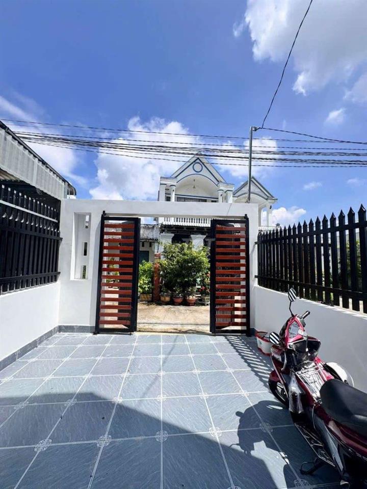 NHÀ HOÀN CÔNG 1Ty8 TRỌN GÓI GIẤY TỜ 