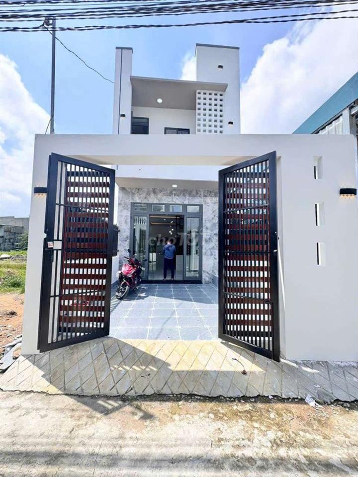 NHÀ HOÀN CÔNG 1Ty8 TRỌN GÓI GIẤY TỜ 