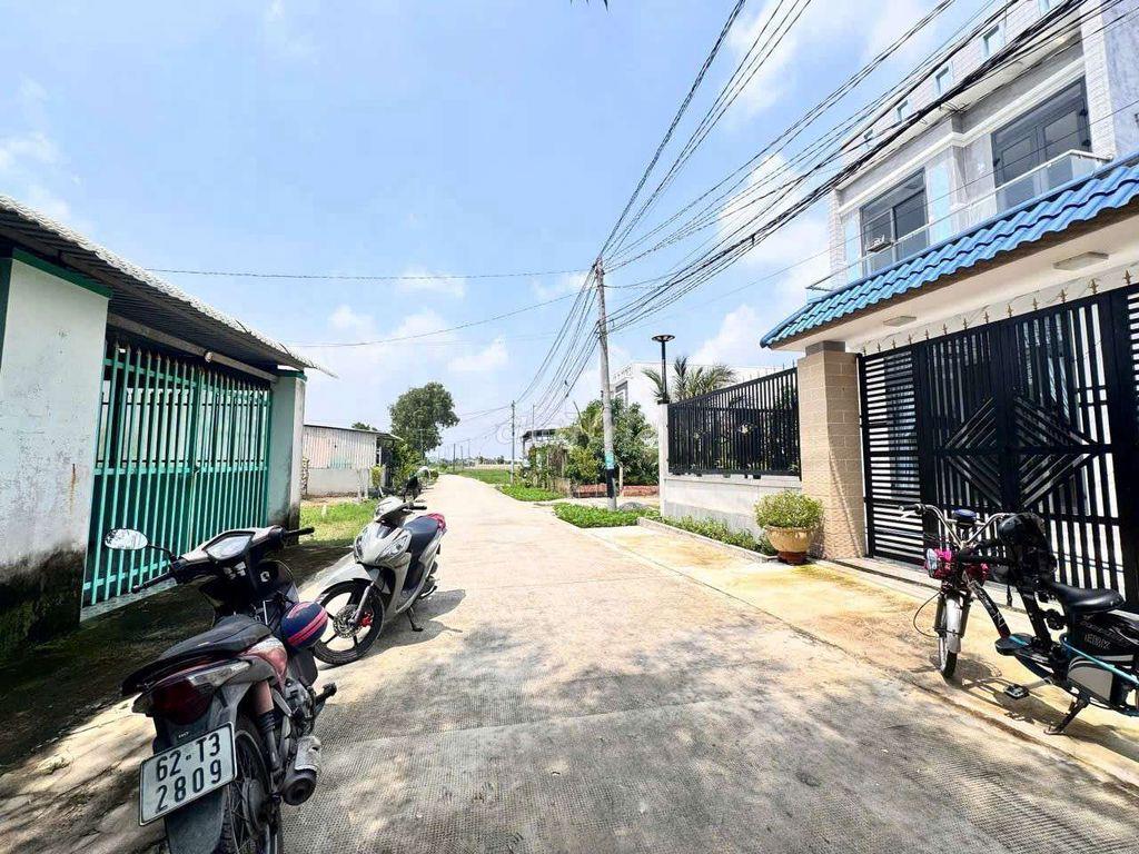NHÀ NGAY TRUNG TÂM CÔNG VIÊN VÕ VĂN TẦN
