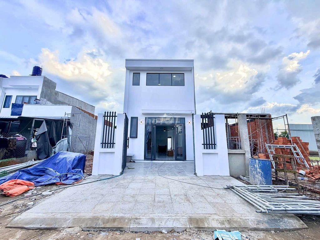 NHÀ HOÀN CÔNG SIÊU RẺ 1ty590