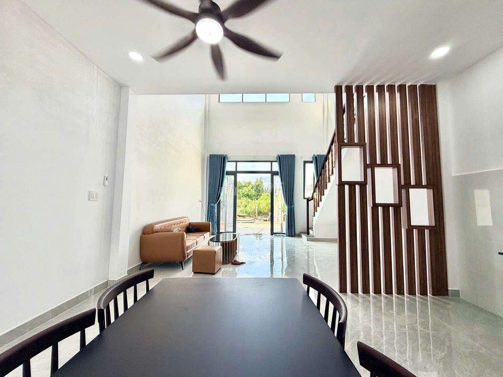 NHÀ HOÀN CÔNG SIÊU RẺ 1ty590
