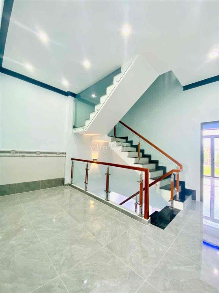Chính Chủ Cần Bán Nhà Tái Định Cư ( QL50)