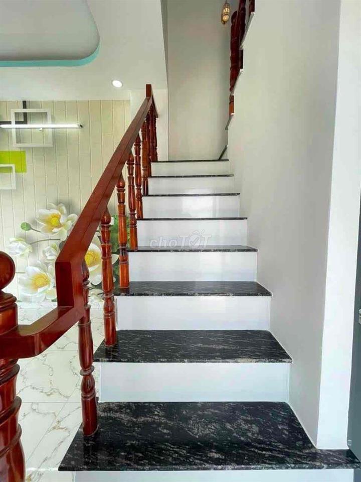 Nhà Mới Chủ Cần Bán Gấp :