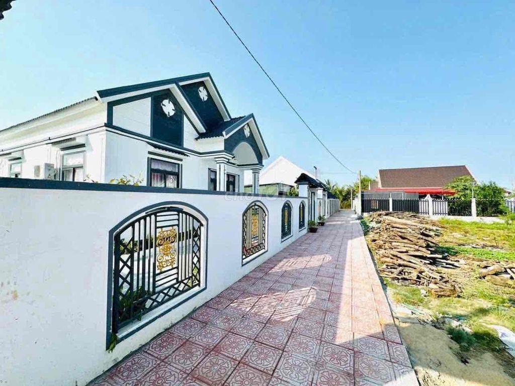 Biệt Thự Nghĩ Dưỡng 1064m2 full Thổ Cư- Cần bán Gấp
