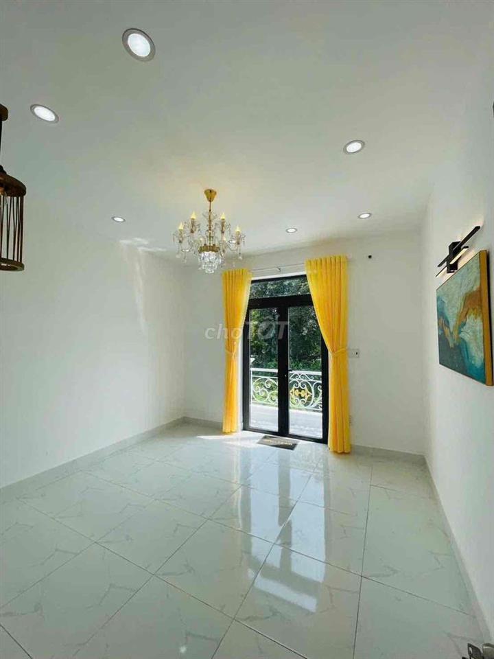 Chị Chủ Cần Bán Lổ Căn Nhà
