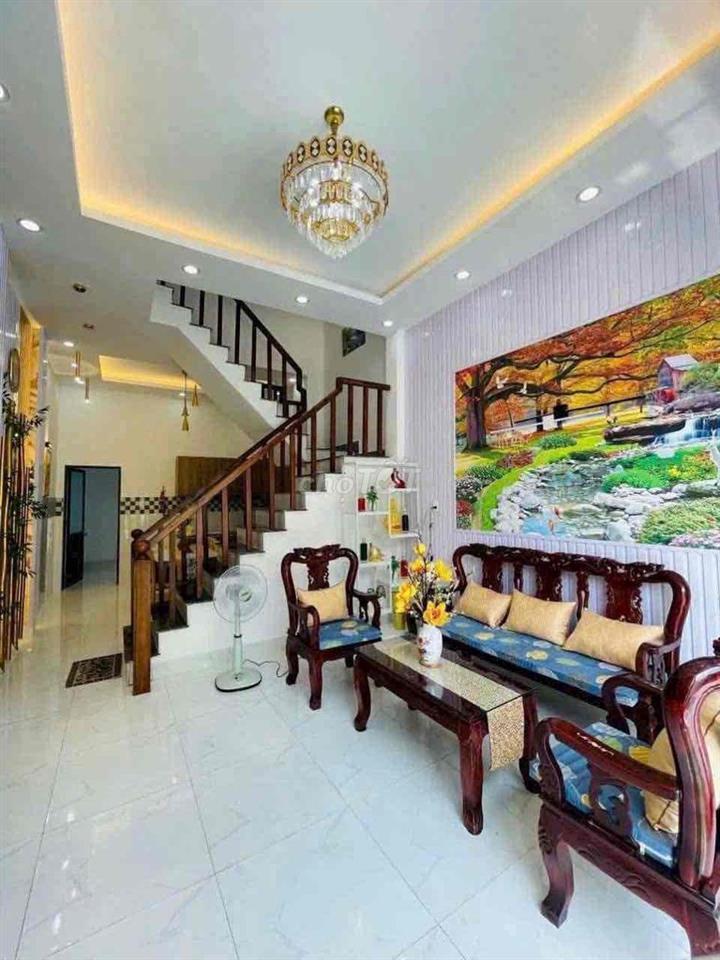 Chị Chủ Cần Bán Lổ Căn Nhà