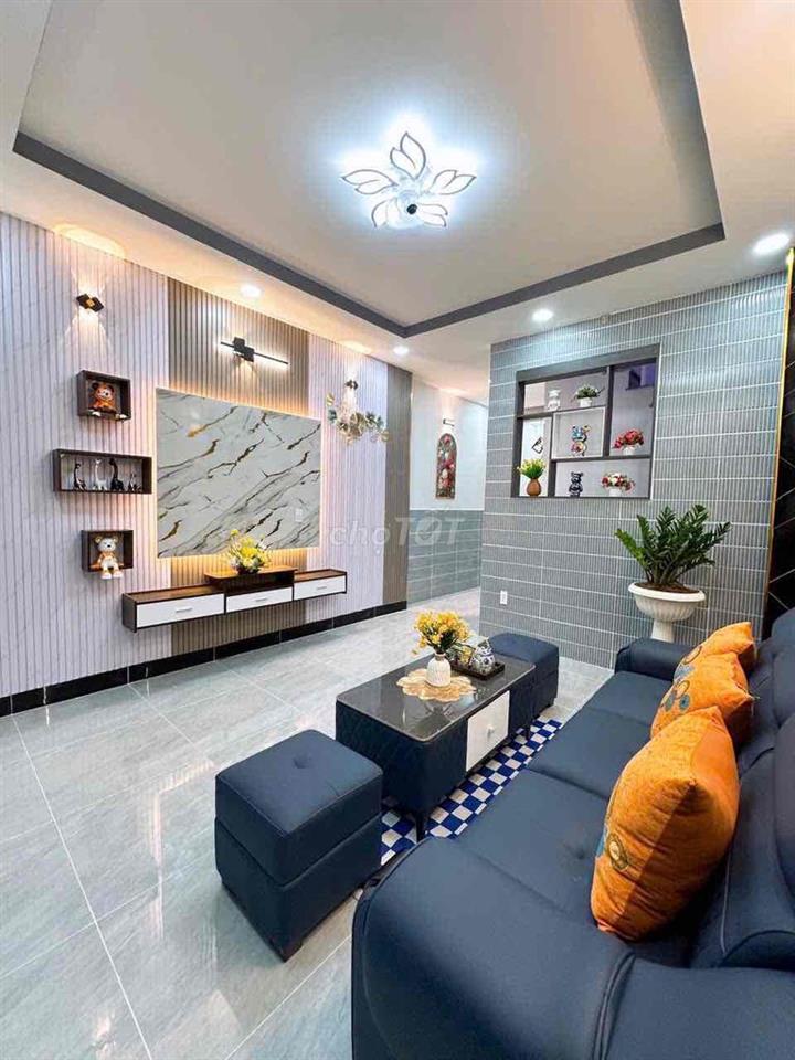 Nhà Hoàn Công Chính Chủ ( QL50 Giáp Q8)