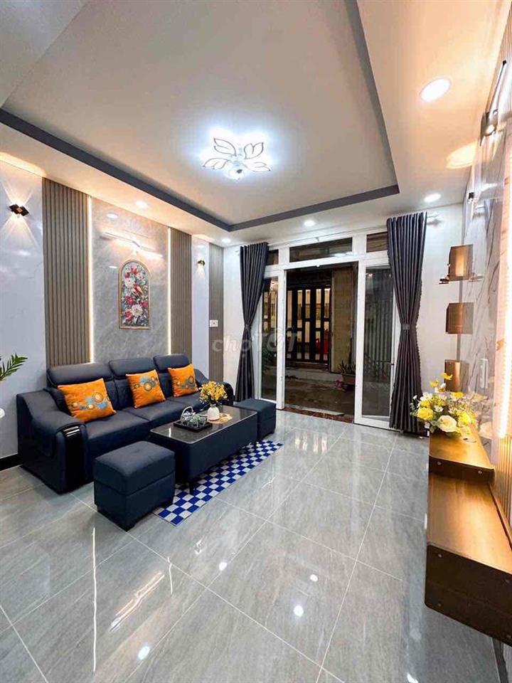 Nhà Hoàn Công Chính Chủ ( QL50 Giáp Q8)