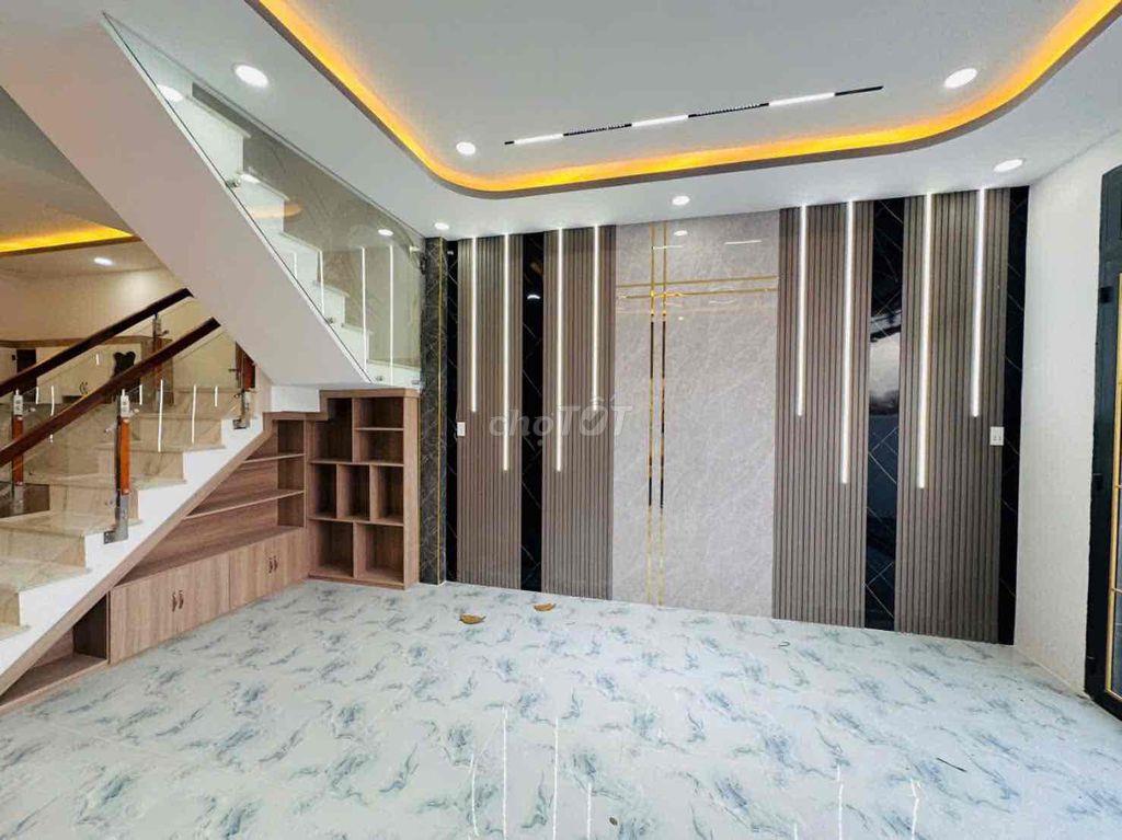 Bán Nhà Hoàn Công Quốc Lộ50