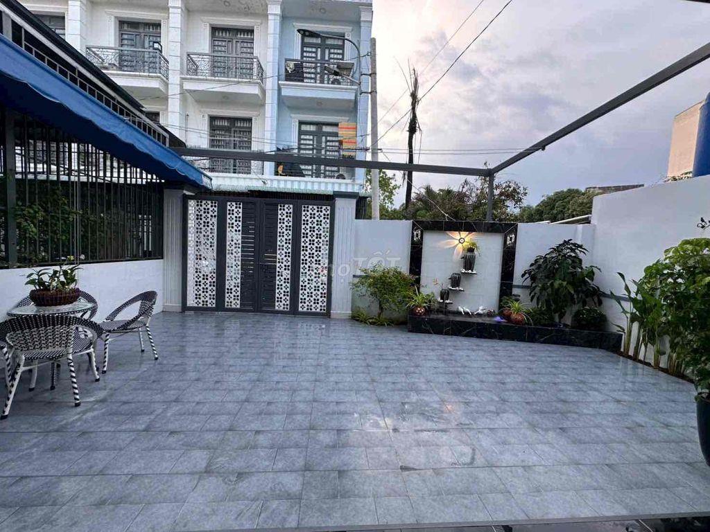 Mê Nhà Đẹp Gần Cầu Ông Thìn ( Quốc Lộ50)