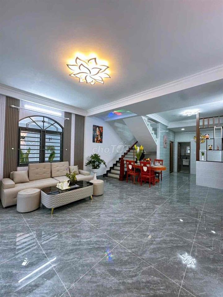 Mê Nhà Đẹp Gần Cầu Ông Thìn ( Quốc Lộ50)
