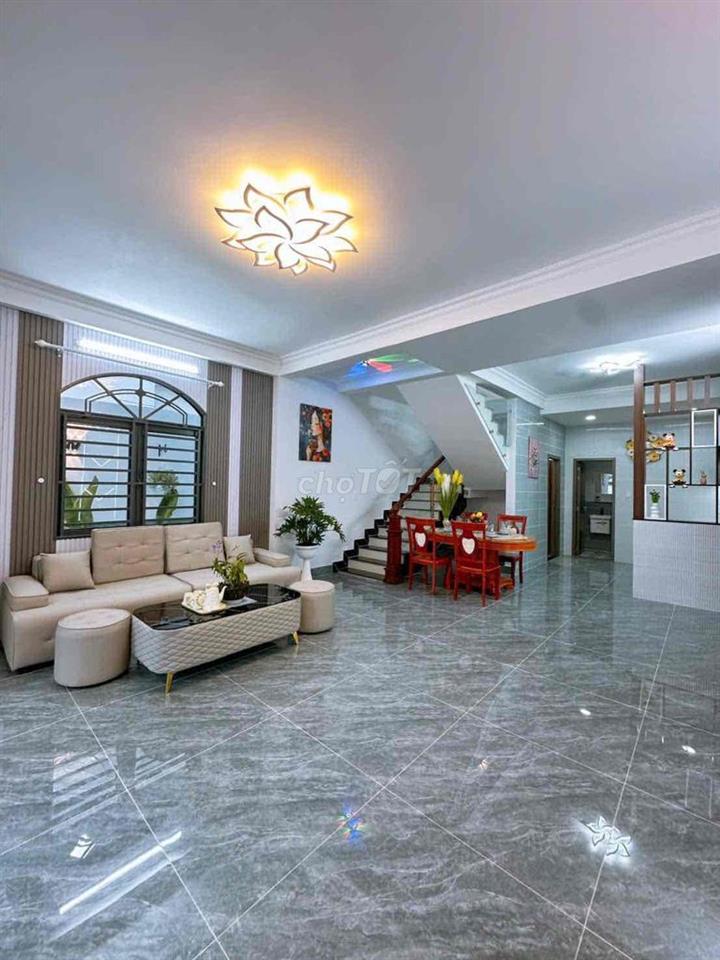 Mê Nhà Đẹp Gần Cầu Ông Thìn ( Quốc Lộ50)