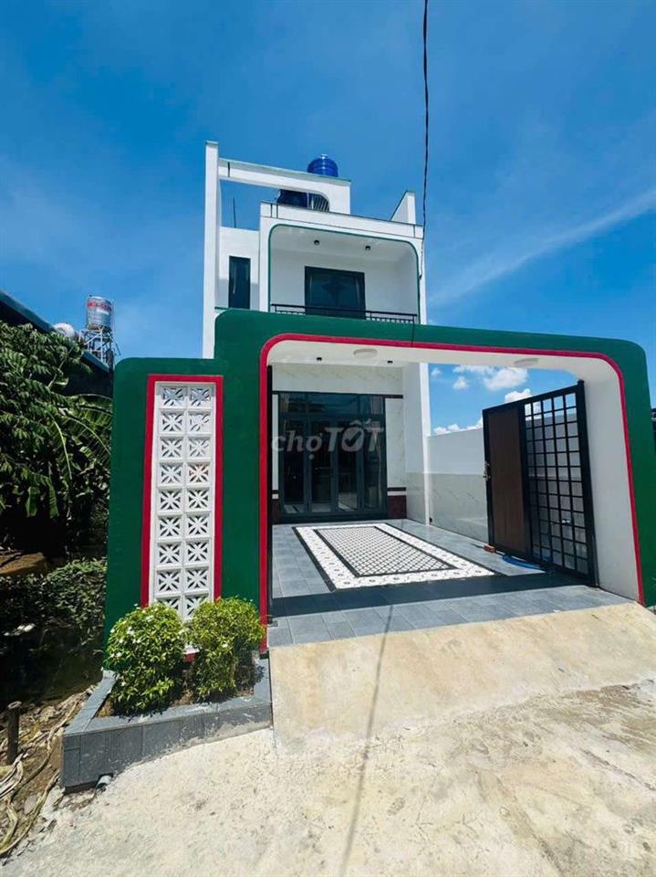 Chính chủ cần bán nhà mới xây có sổ hồng riêng ngay mỹ hạnh dọn ở ngay