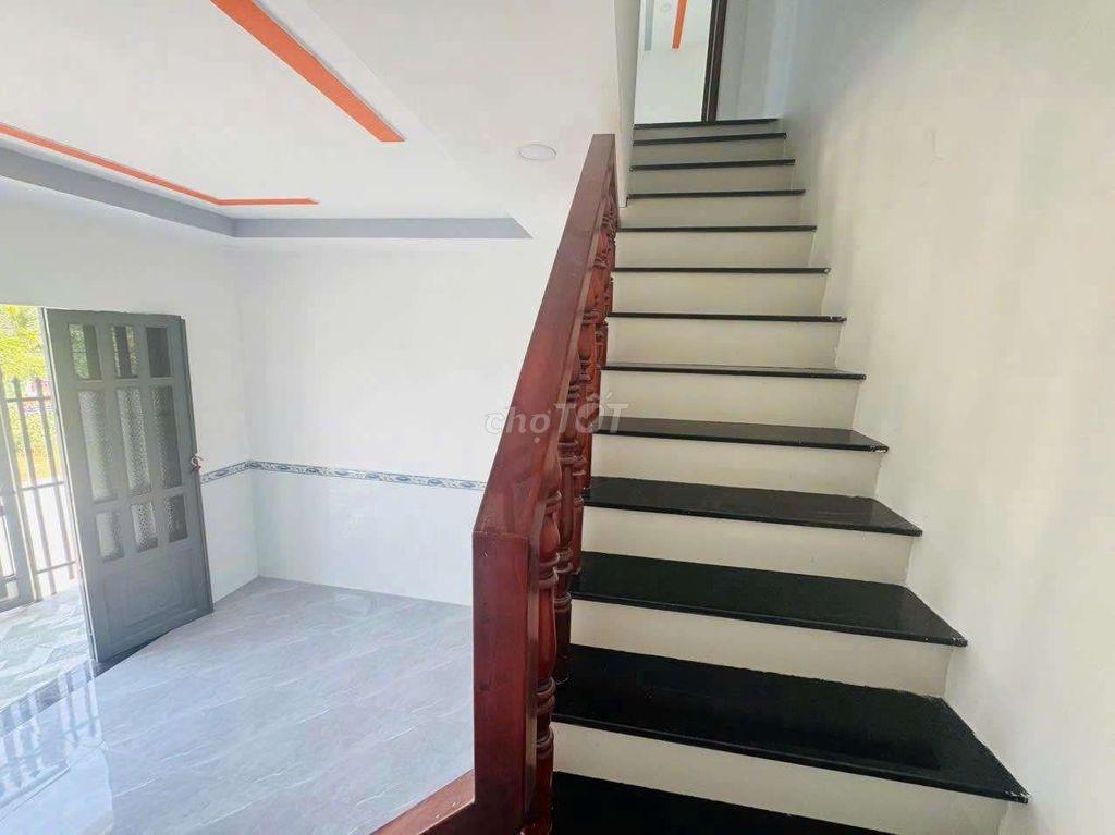 NHÀ MỚI XÂY 2 MẶT TIỀN CÓ SỔ HỒNG VỪA Ở VỪA KINH DOANH GẦN MỸ HẠNH