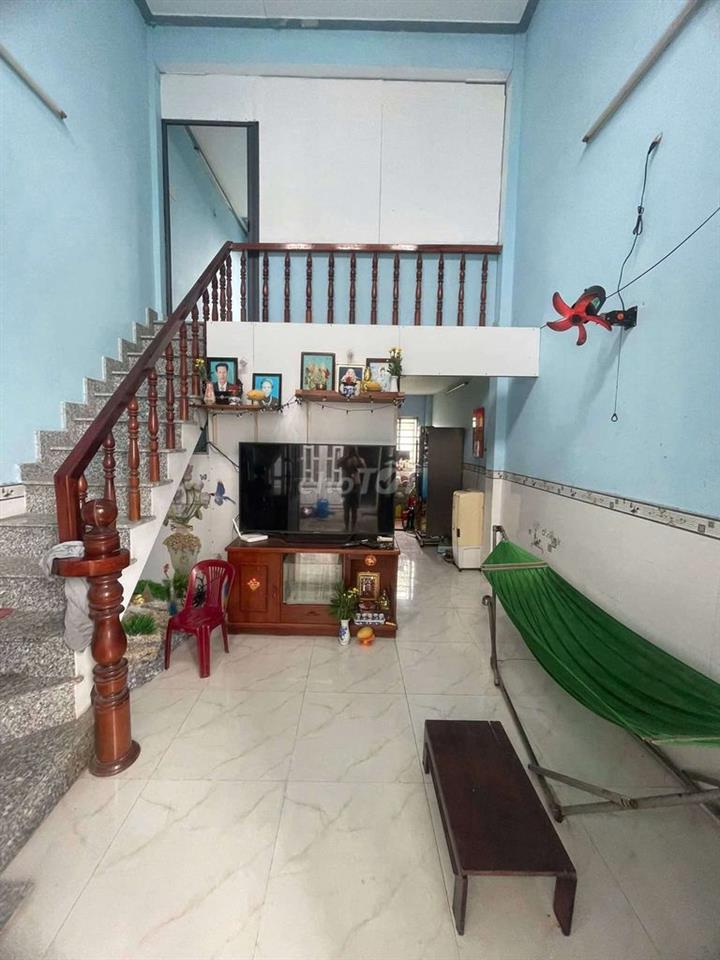 em cần bán căn nhà. 3,7×8m