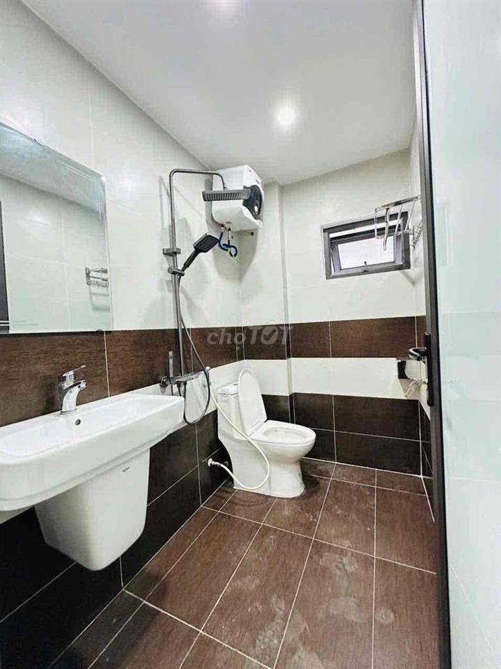 BỂ NỢ BÁN GẤP CĂN NHÀ LA 88m2 giá 395tr