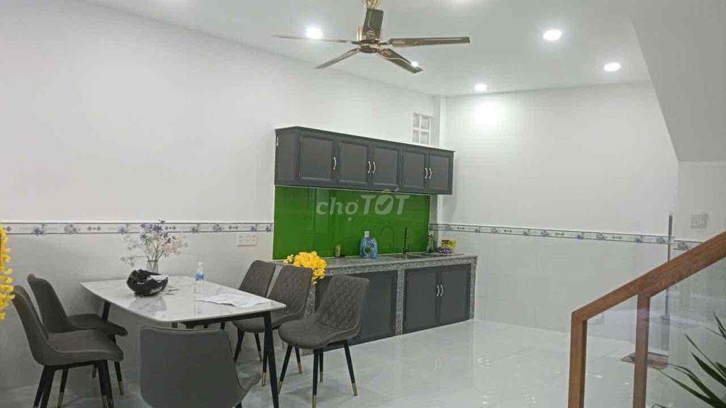 Gia Đình cần giền bán gấp Căn Hóc Môn 515tr