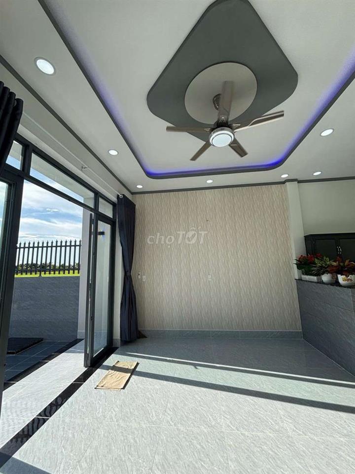 GD cần tiền bán gấp Căn Cấp 4 5x25 hơn 1ty SHR