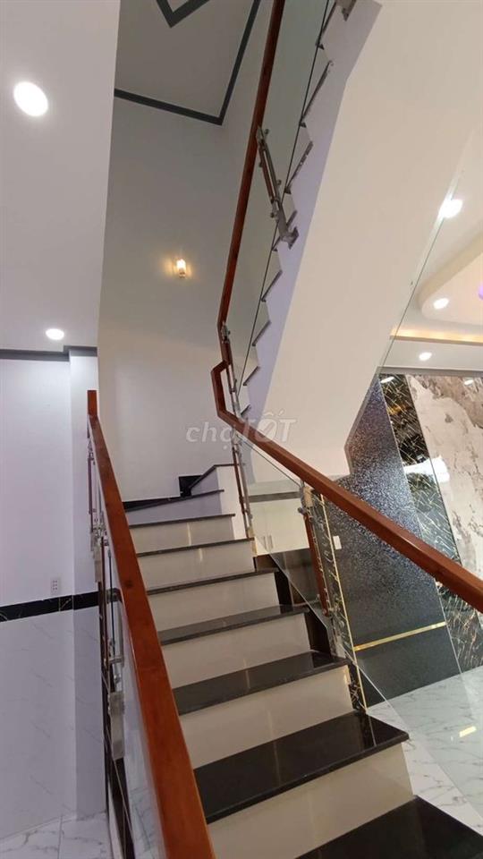 Bán nhà cần giuộc gần ngã tư gia bảo