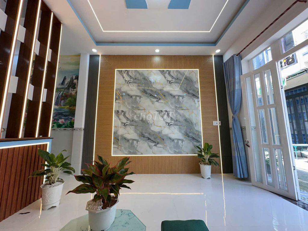 Nhà bán giá 575tr pháp. lý .chuẩn còn thương lượng