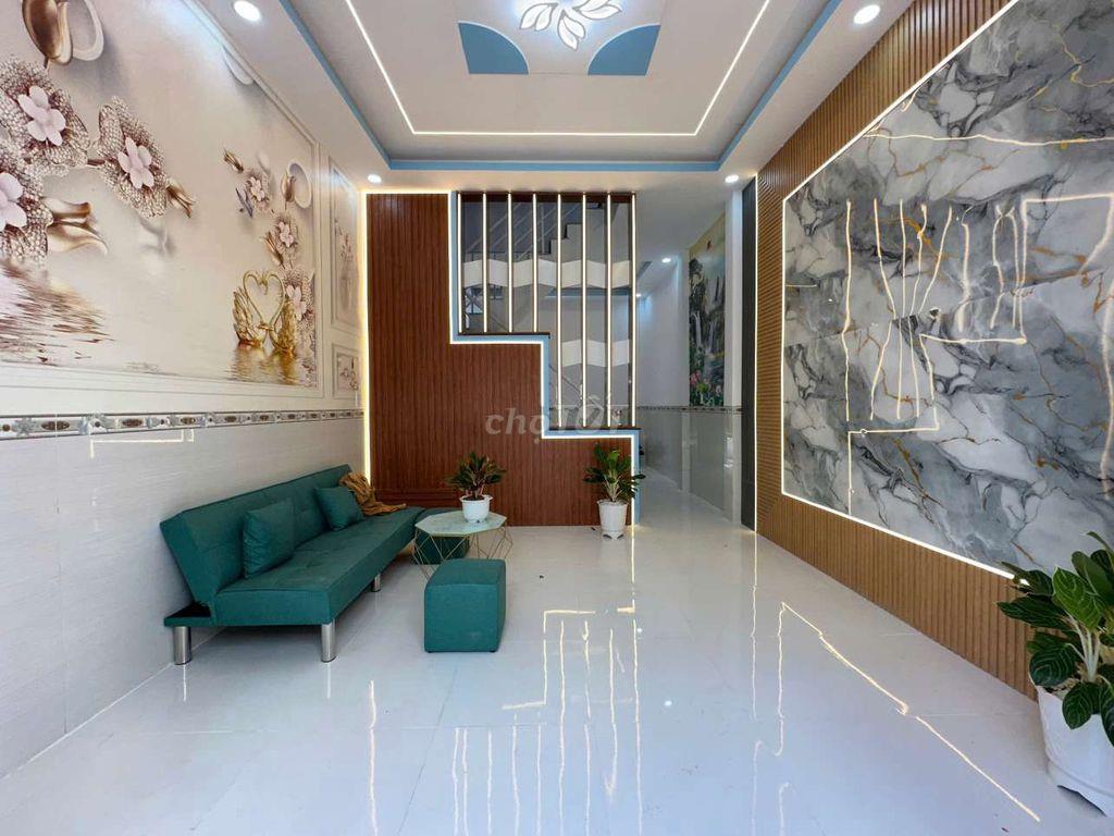 Nhà bán giá 575tr pháp. lý .chuẩn còn thương lượng