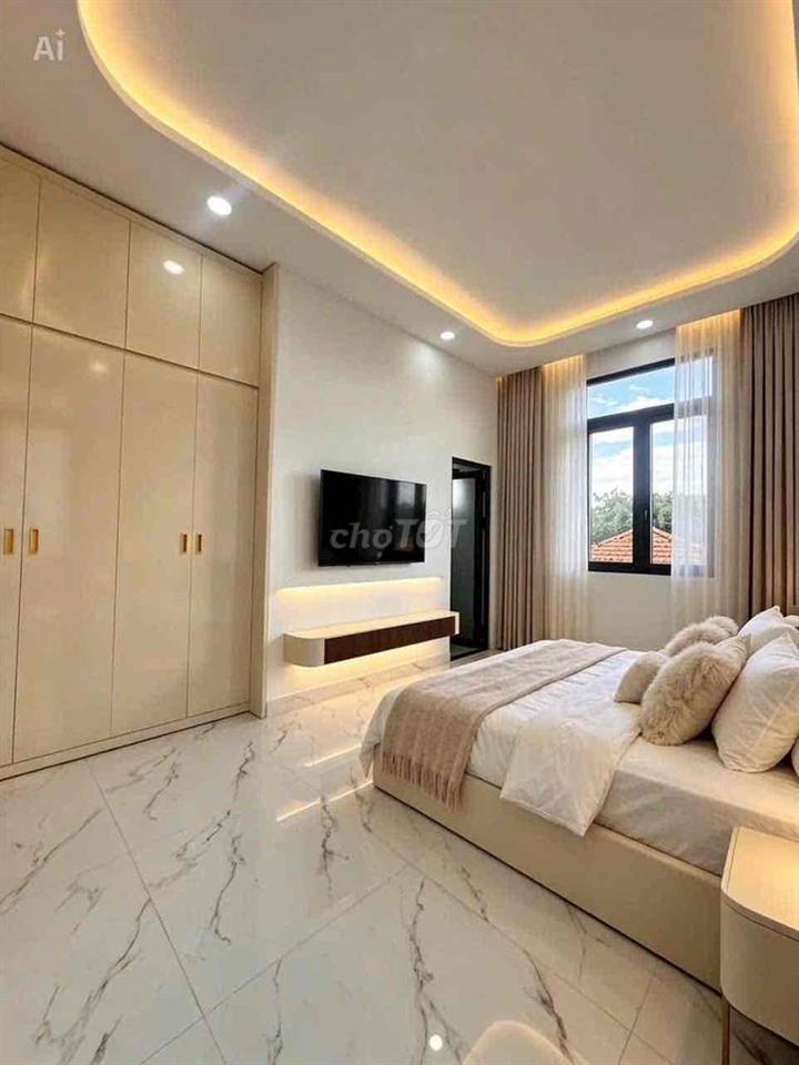 Nhà sân vườn Dt 354M. Cách đường Đinh Đức Thiện 100M