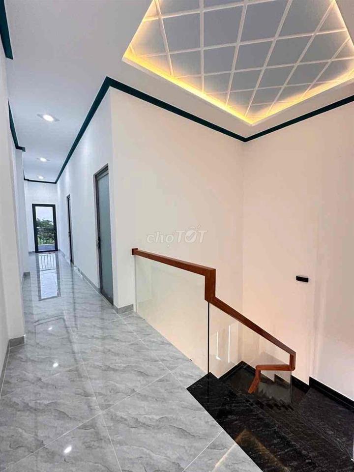 Nhà mặt tiền đường Bờ Chùa. Dt 4,5 x 28 giá chỉ 3,4tỷ