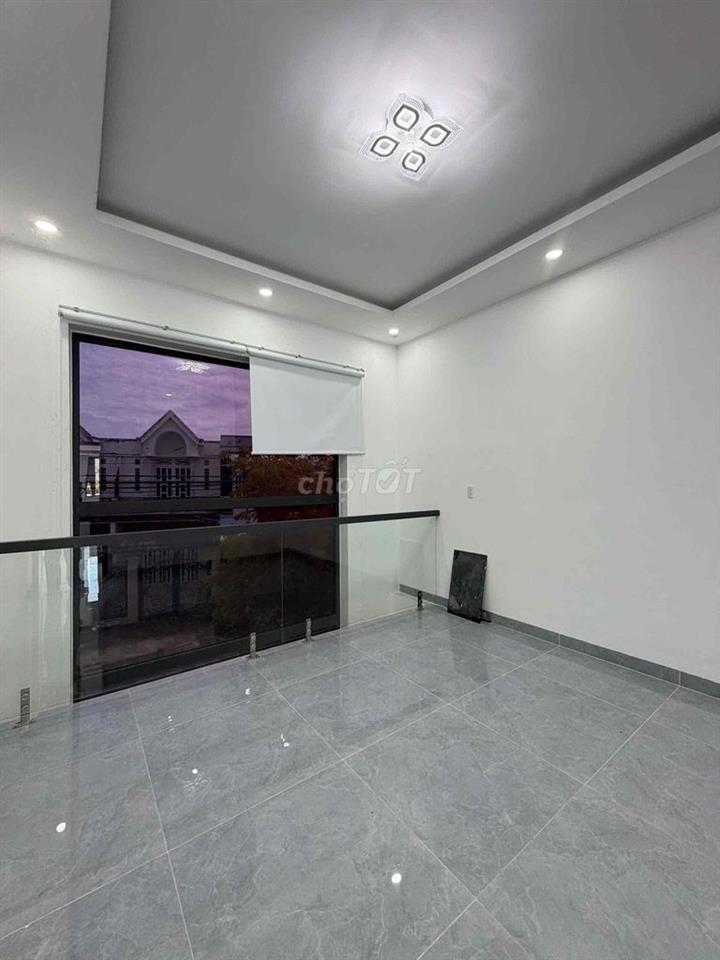 Siêu phẩm nhà kdc Phát Hải. Dt 8 x 15,5. Chỉ 4tỷ 350