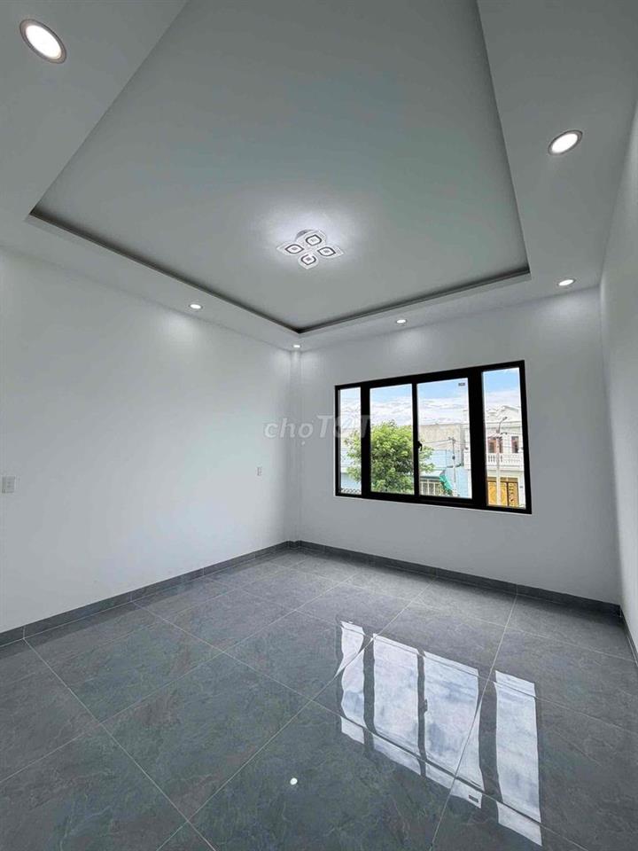 Siêu phẩm nhà kdc Phát Hải. Dt 8 x 15,5. Chỉ 4tỷ 350
