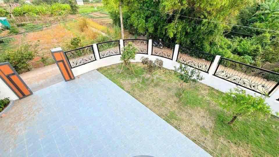 🏡 NHÀ VƯỜN 300M² FULL THỔ CƯ – LÔ GÓC 2 MẶT TIỀN 🌳
