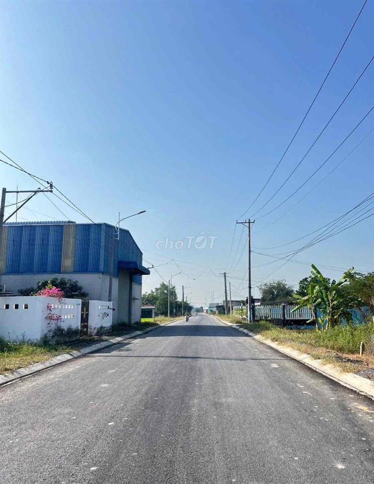 Đất xây Nhà Vườn 307m2 đường ô tô thông giá 1ty180