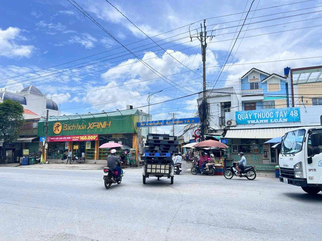 Đất Sau Lưng Chợ Chiều 4x25m giá 690tr