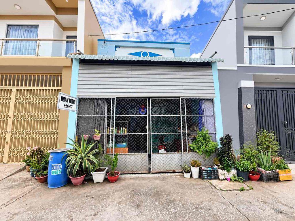 Nhà Đức Hoà Hạ sau lưng Ngân Hàng AcB giá 1ty4