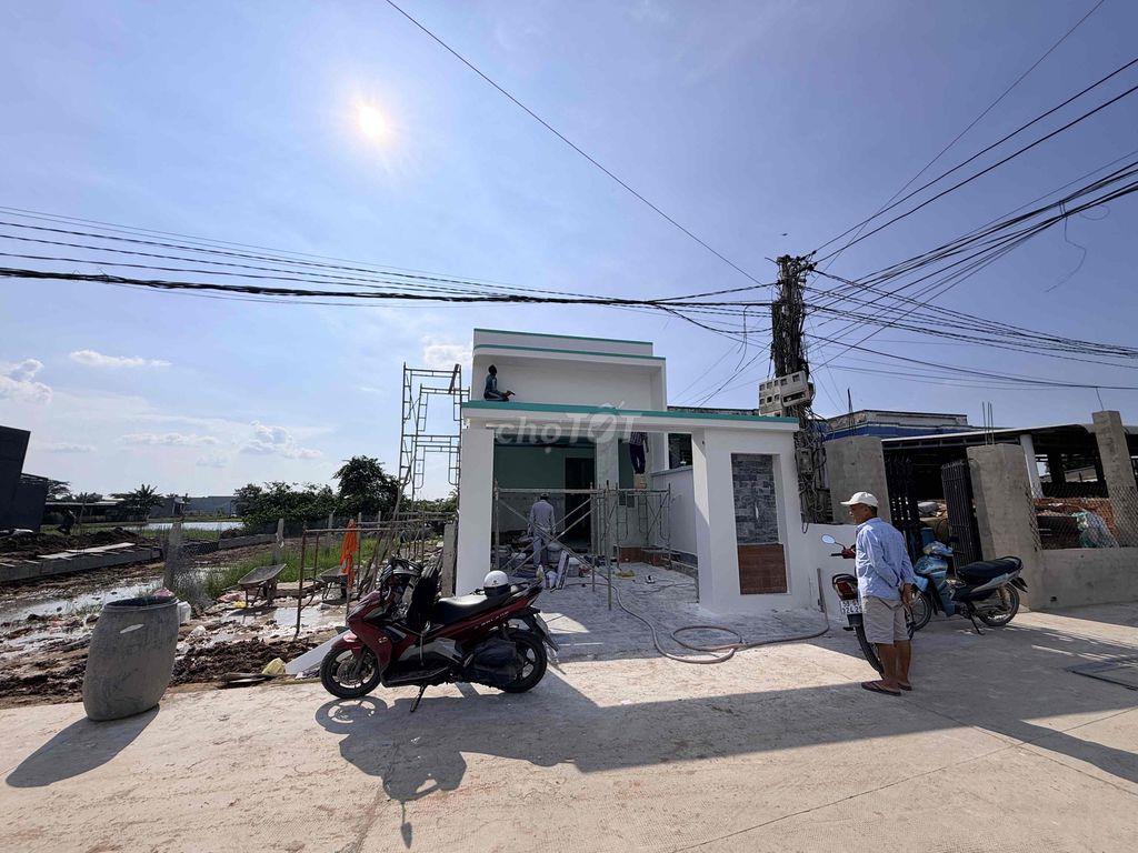 Nhà Đức Hoà Đông 5x22m giá 1ty750 có hoàn công