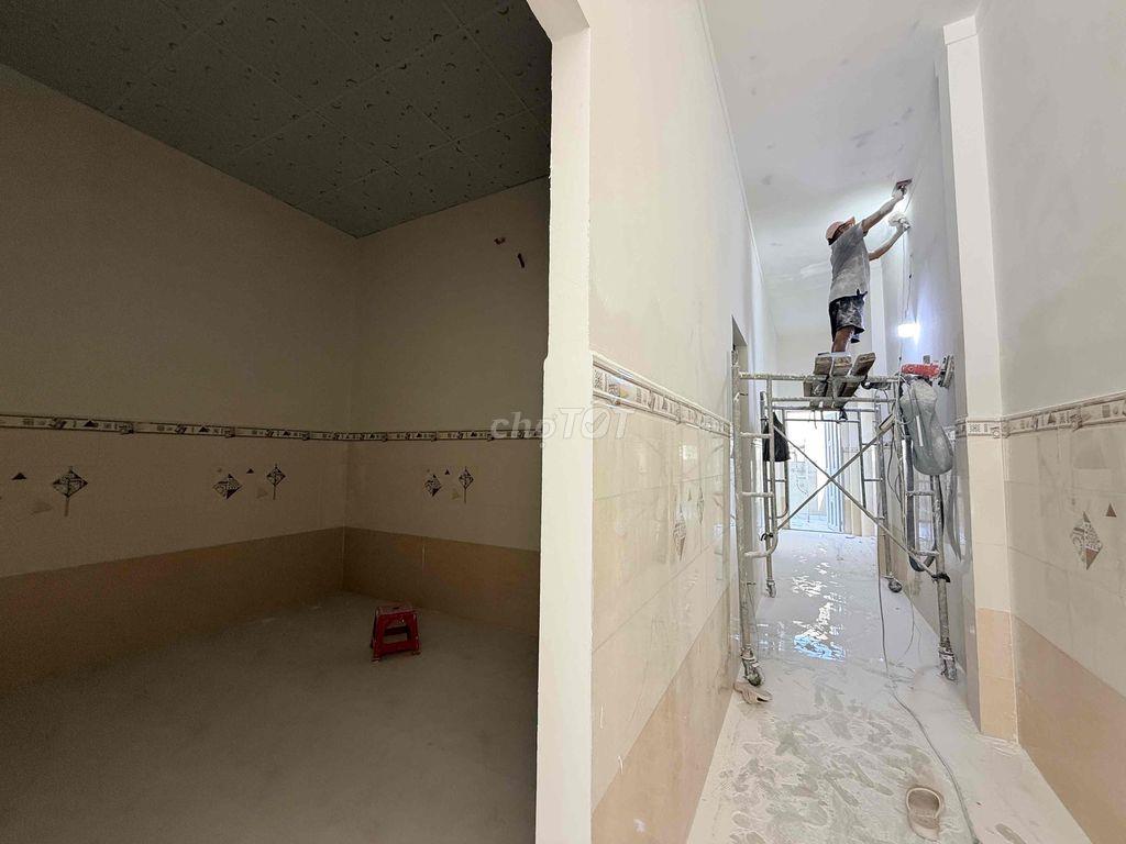 Nhà Thị Trấn Đức Hoà 5x30m giá 1ty5