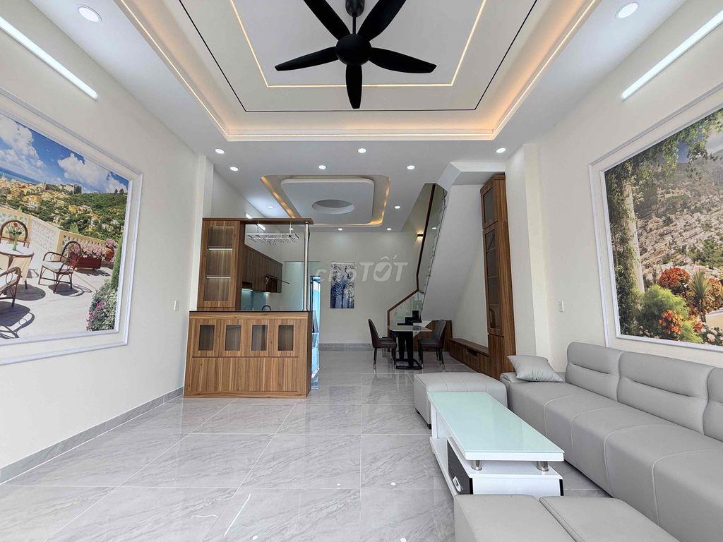 Nhà Đức Hoà Đông 5x28m có hồ bơi giá 2ty550 có hoàn công