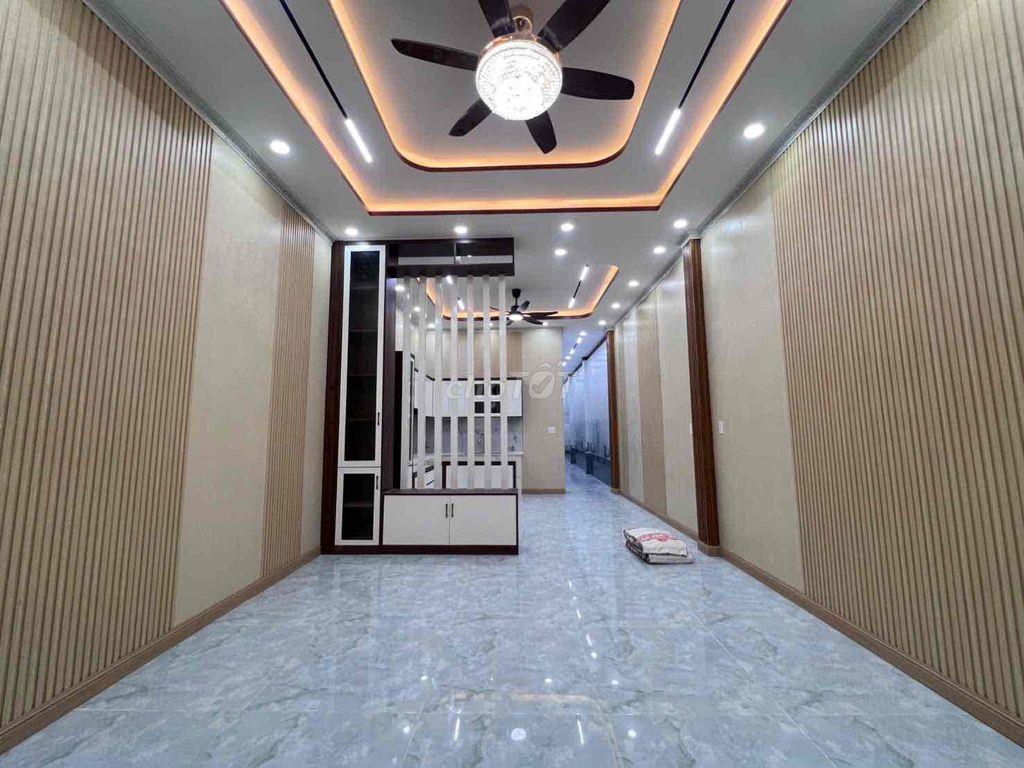 Nhà Đức Hoà Hạ Sát Kcn Tân Đức 3 phòng ngủ giá 1ty790